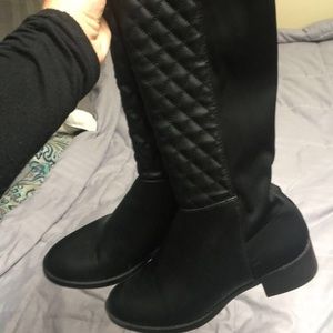 Black boots